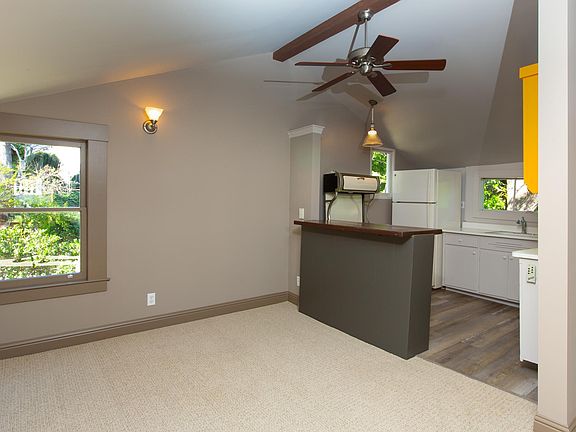 4th image of 475 Molino Ave APT B