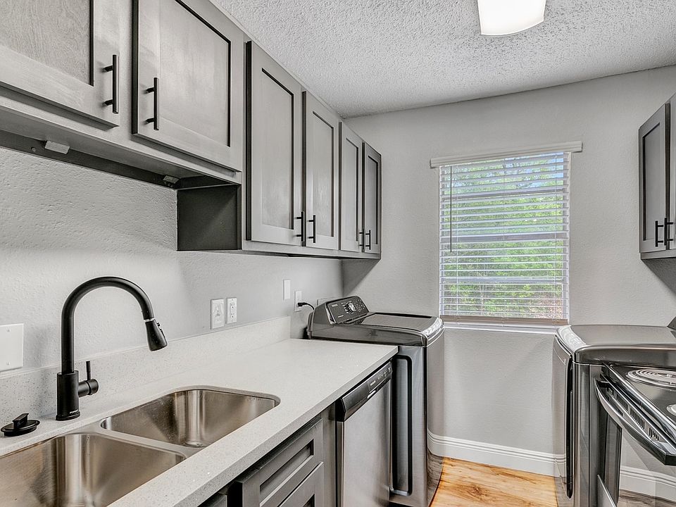 1st image of 6860 Prutzman Rd