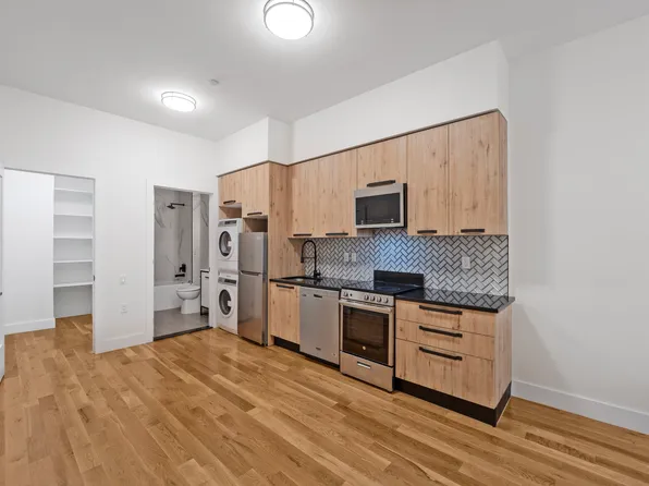 1094 Dean Street image 1 of 8