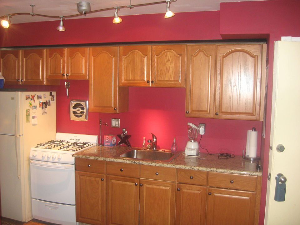 1st image of 5 W Lawrence Park Dr Unit 1