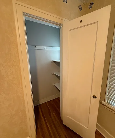 1204 S Maple St — Photo 6