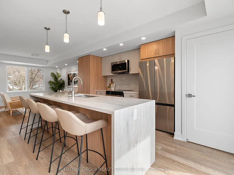34 Poplar Ave #3 — Photo 4
