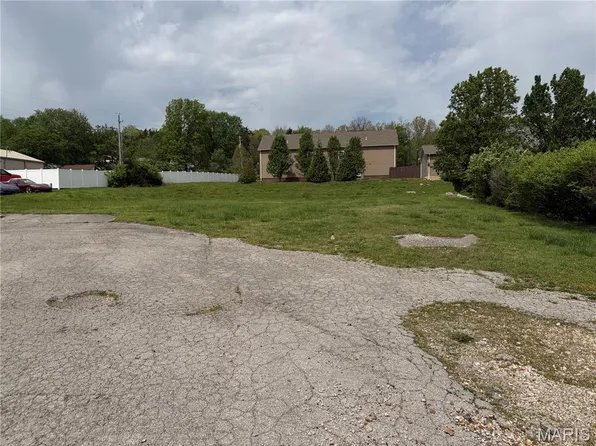 1337 W 5th St, Eureka, MO 63025