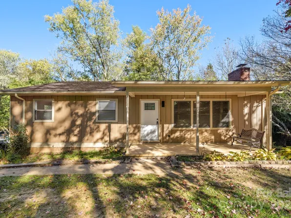 71 Cedar St, Canton, NC 28716