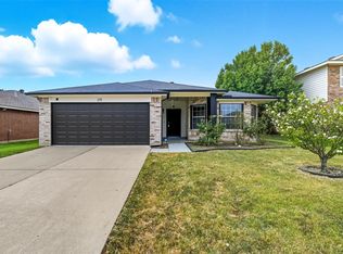 219 Hilltop Dr, Justin, TX 76247