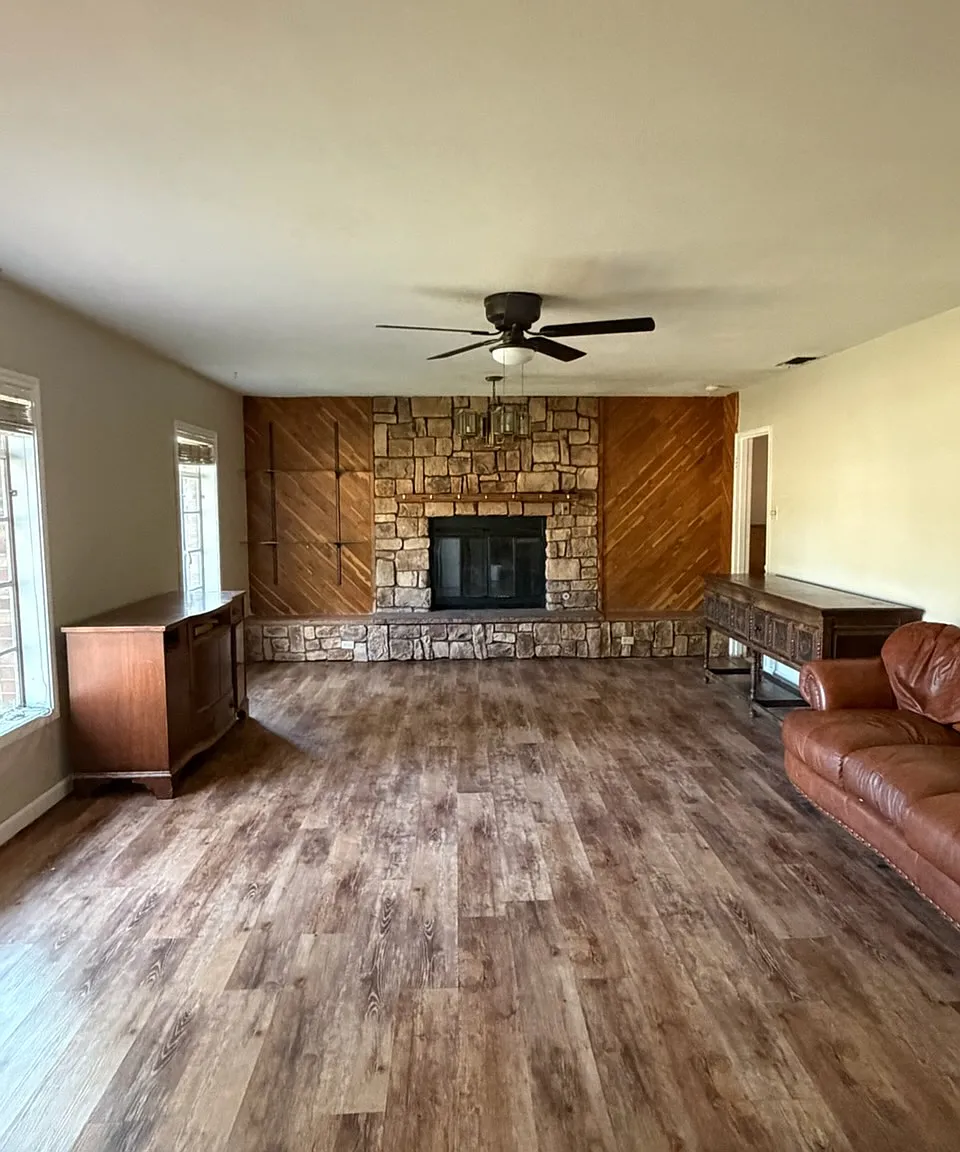 3 bed, 1710 sqft, $1,490 — Photo 2