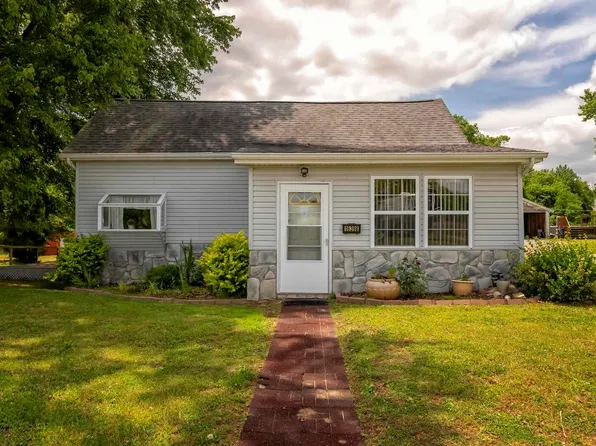 16398 New Dennison Rd, Marion, IL 62959