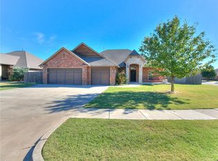 3008 San Juan Trl, Moore, OK 73160