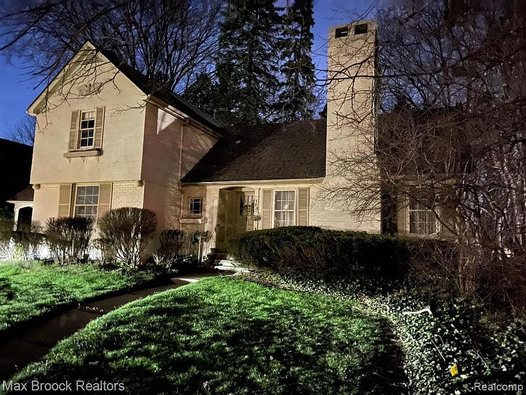 10 Oakland Park Blvd, Pleasant Ridge, MI 48069 Zillow