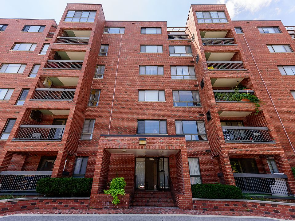 1st image of 3700 Capri Ct APT 110