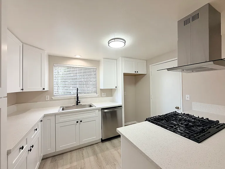 680 Magnolia Ave — Photo 6