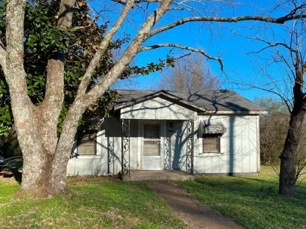 1209 Plainview Cir, Athens, AL 35611
