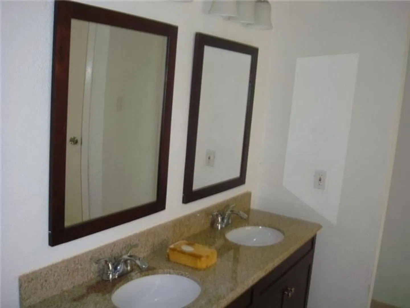 Spacious 5BR House in NW Houston — Photo 2