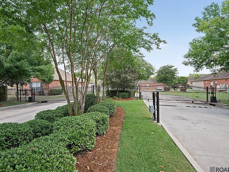 809 Summer Breeze Dr #903 — Photo 3