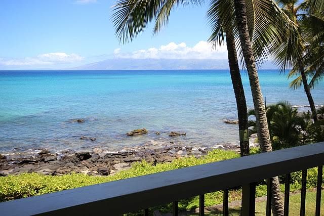 2nd image of 4007 Lower Honoapiilani Rd APT 209