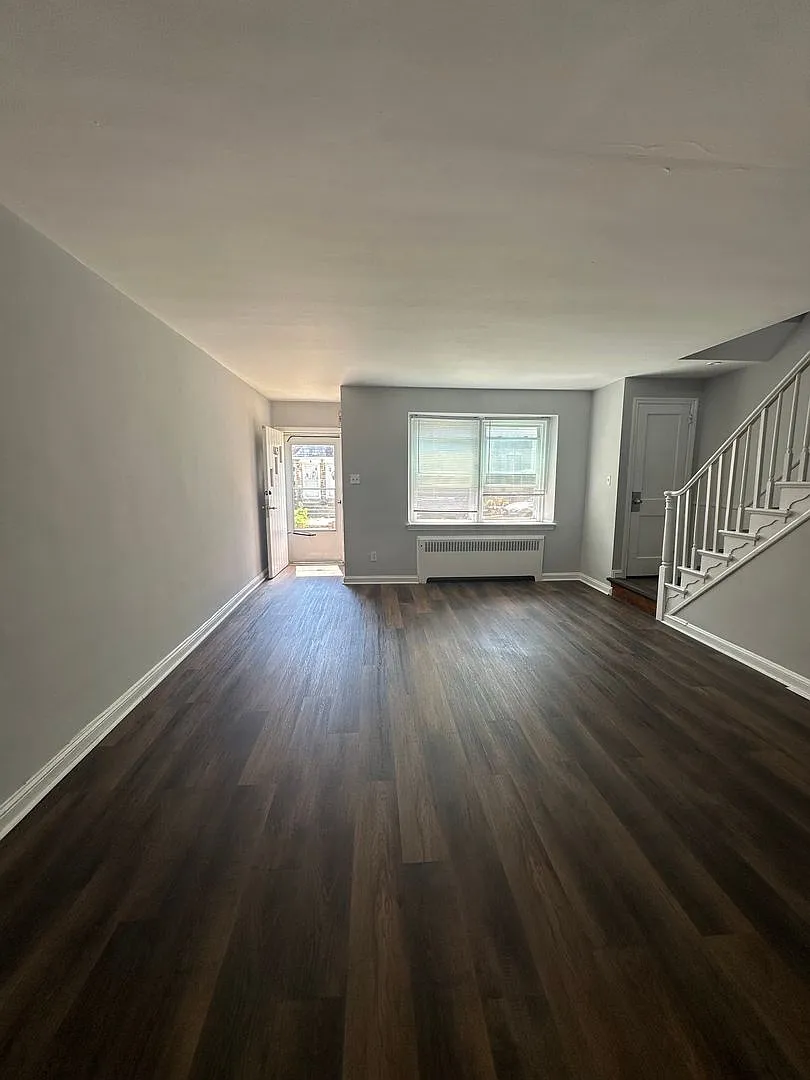 3 Bed, 1 Bath available for rent! — Photo 3