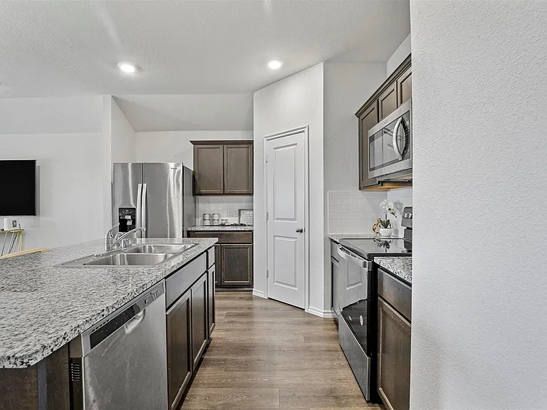 3000 Buttonbush Dr — Photo 12