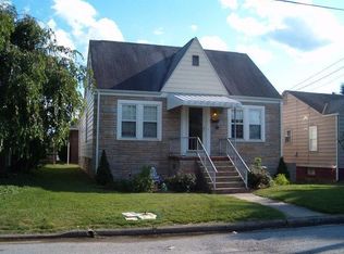 610 6th St, Nitro, WV 25143