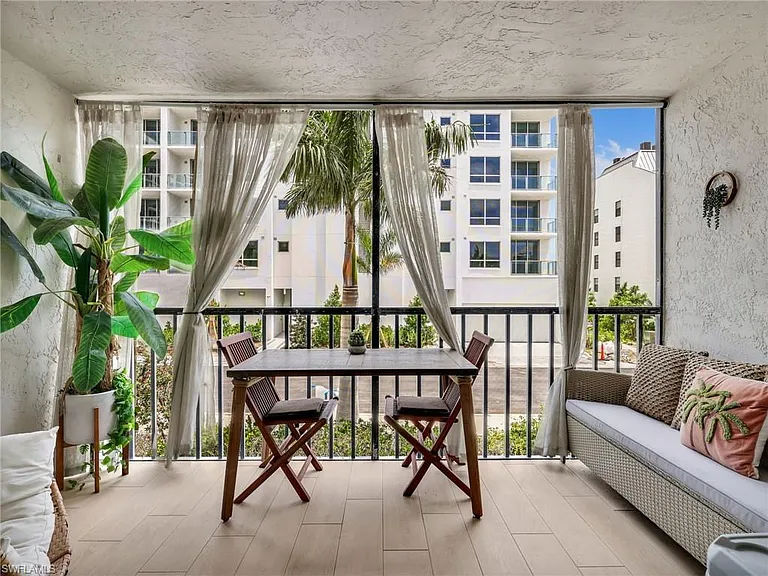 260 Southbay Dr #107 — Photo 13