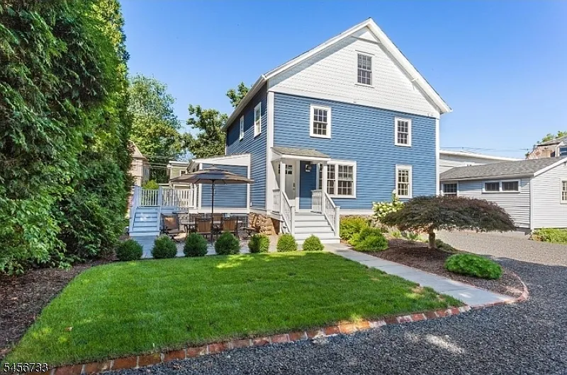 1 bed, 1.0 bath, $2,700 — Photo 3