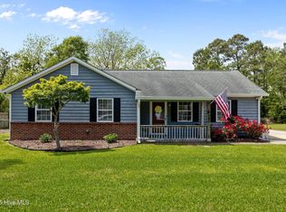 1225 Creek Rd, Morehead City, NC 28557