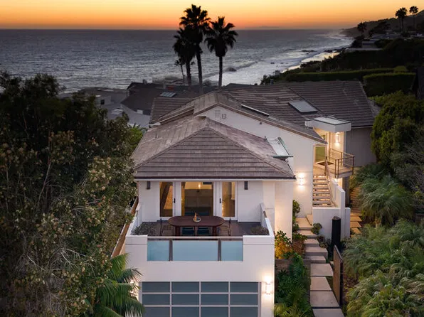 31558 Victoria Point Rd, Malibu, CA 90265