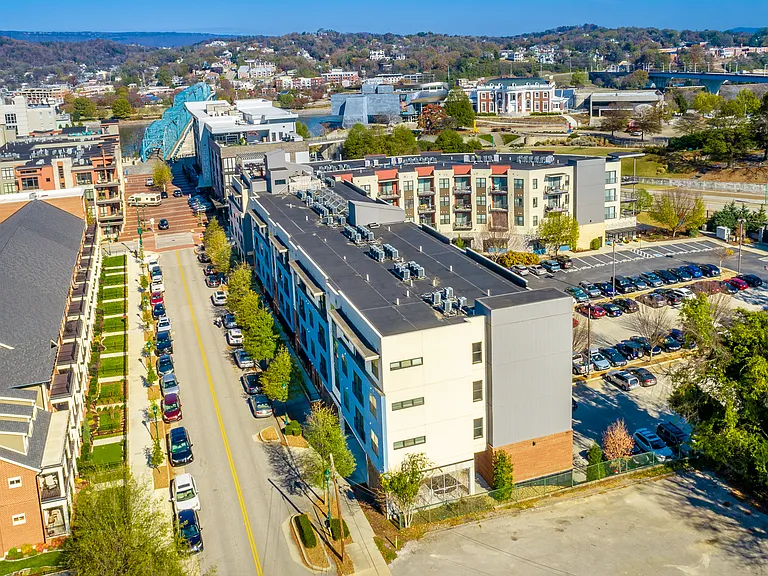 Walnut Commons — Photo 18