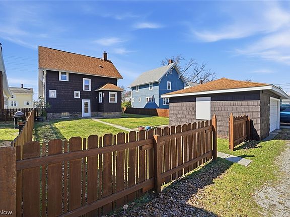 4th image of 4422 State Rd