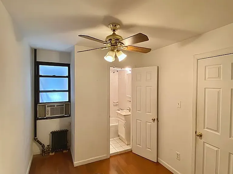 63 Carmine St #4B — Photo 9