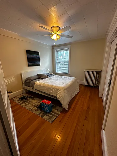 25 Fairfield St #4 Photo 1
