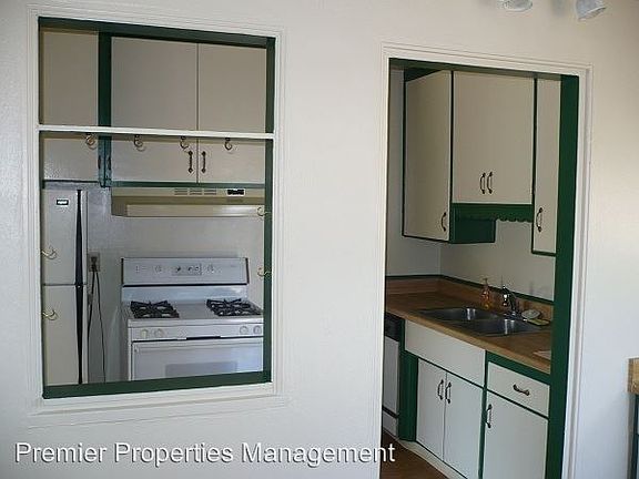 5th image of 4704 Lake Forest Ave