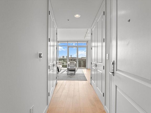 3rd image of 2207 Bancroft St APT 906