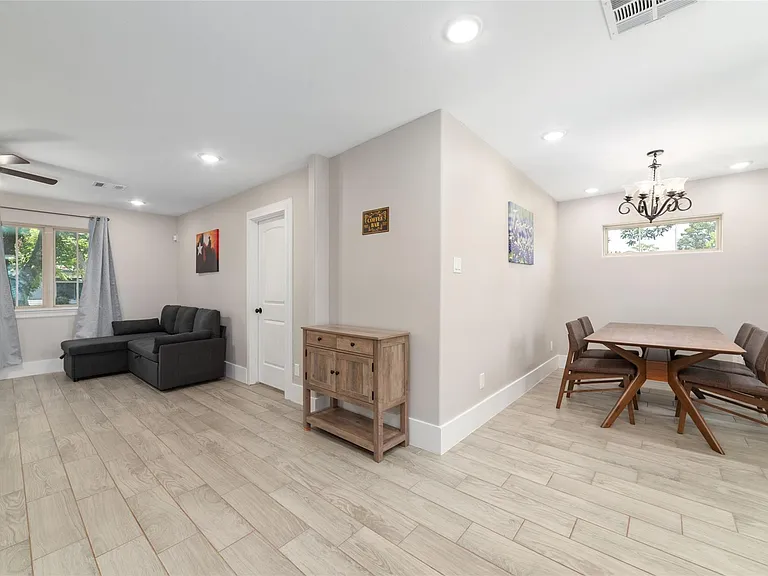6720 Cathcart Dr — Photo 6