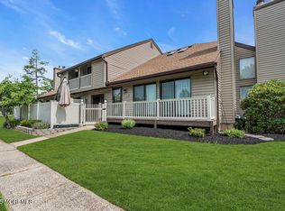 18 Cotswold Cir #7, Asbury Park, NJ 07712