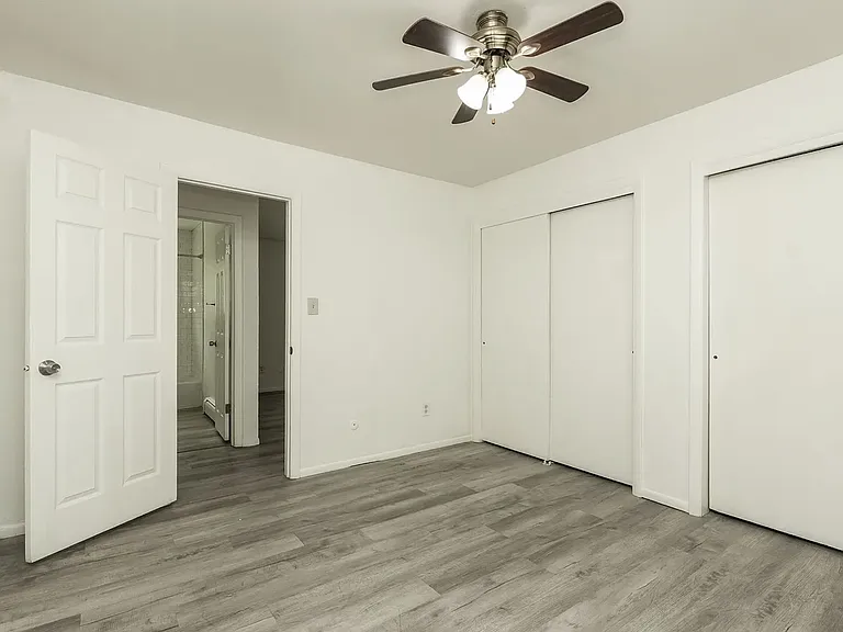 803 Yuma St — Photo 9