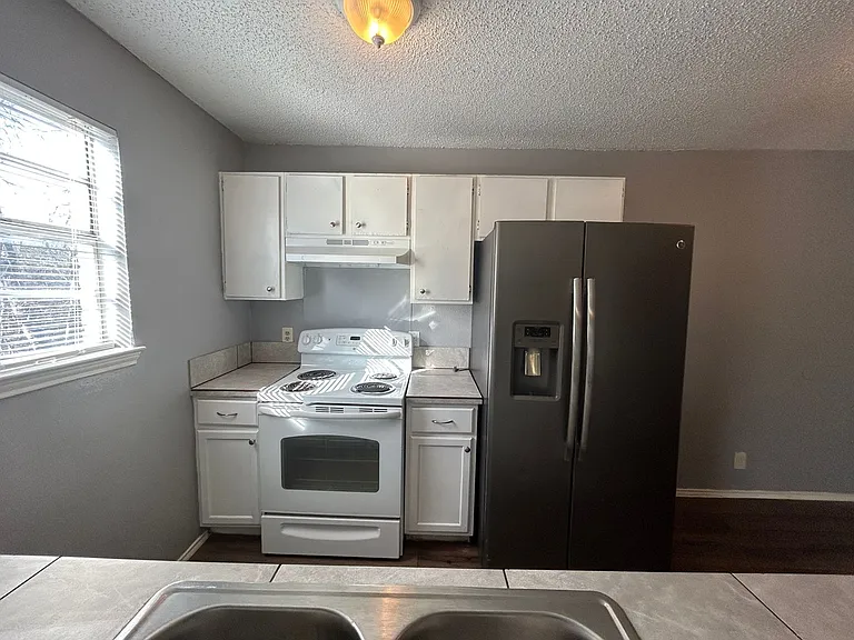 518 Briggs St — Photo 5