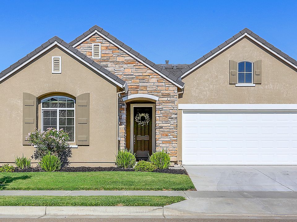 1st image of 16841 Pecan Hollow Way
