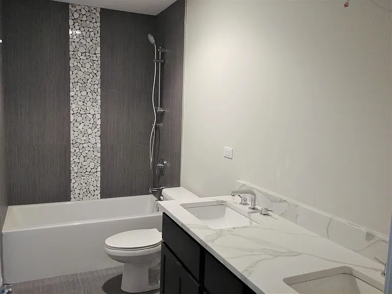 441 W Surf St #CH — Photo 10