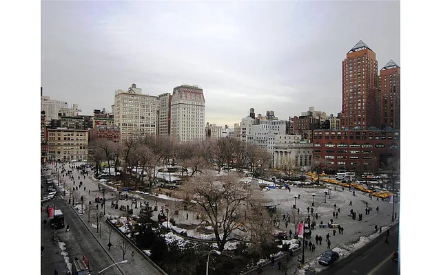 Sold by Douglas Elliman | media 28