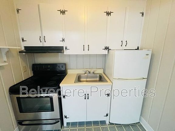 4th image of 215 McIver St APT D