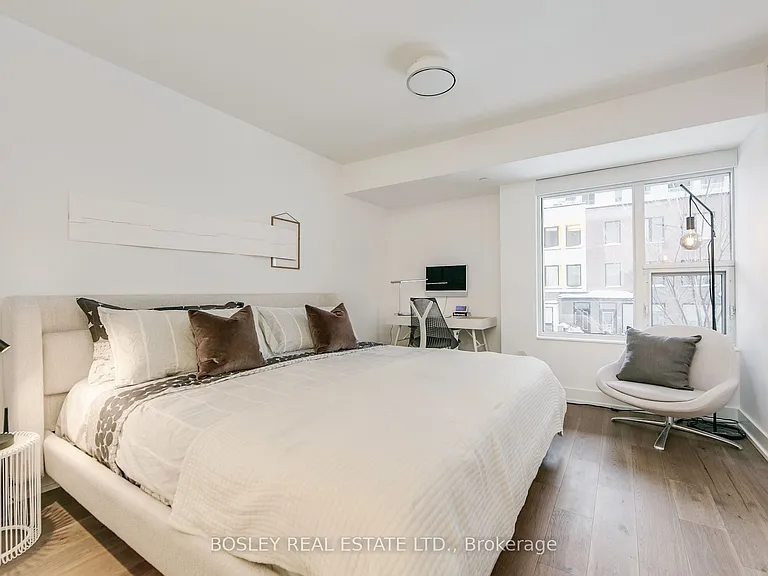 80 Vanauley St #Townhouse 112 — Photo 24