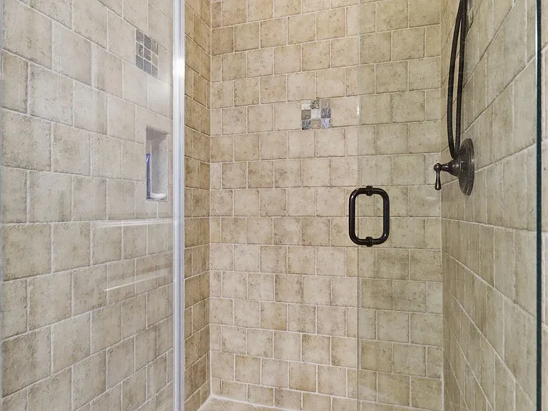 2500C W Linden Ave — Photo 26