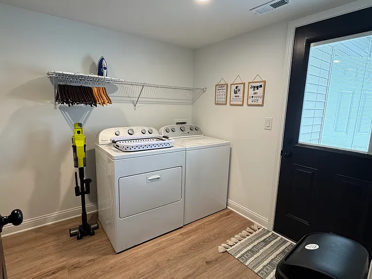 2087 Aster Dr — Photo 7