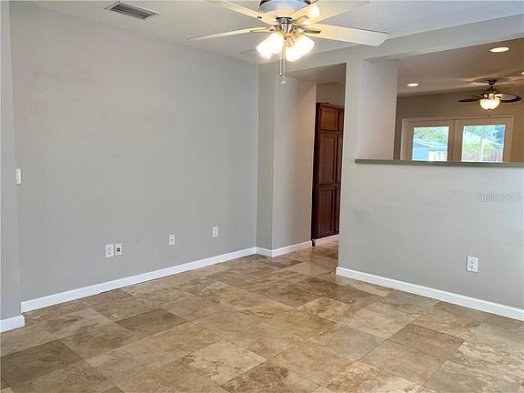 3rd image of 7615 Clovelly Park Pl