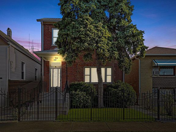2nd image of 5302 W 25th Pl