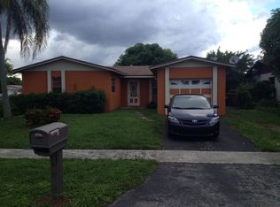 8261 SW 4th St, North Lauderdale, FL 33068