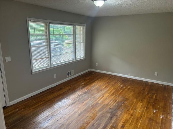 5703 Kimberly Ln, Norcross, GA 30071