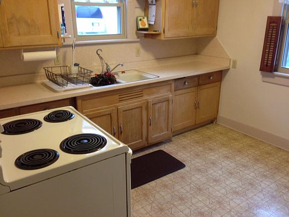 4th image of 518 S Oak Park Ct