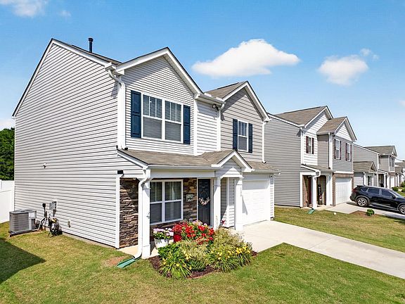 3rd image of 139 Boxbury Way