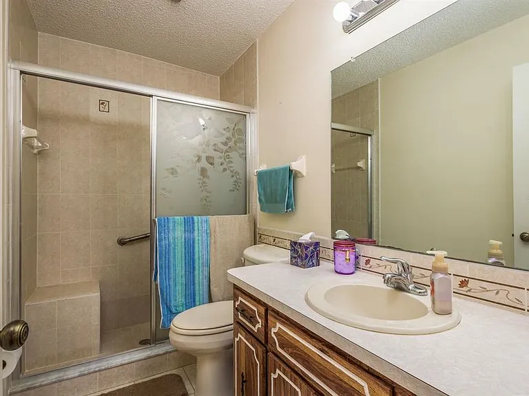 9910 Eagles Point Cir #3 — Photo 18